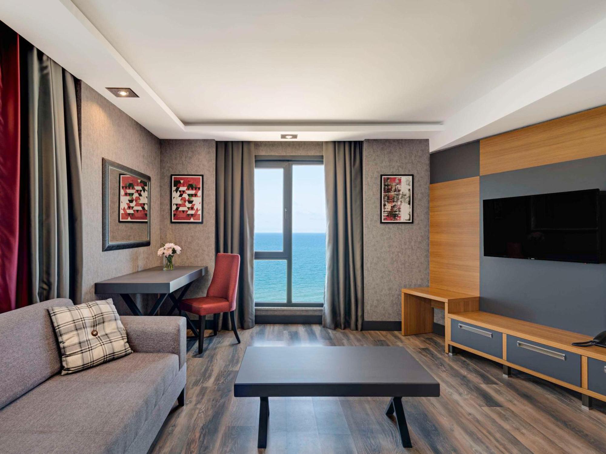 Moevenpick Hotel Трабзон Екстер'єр фото